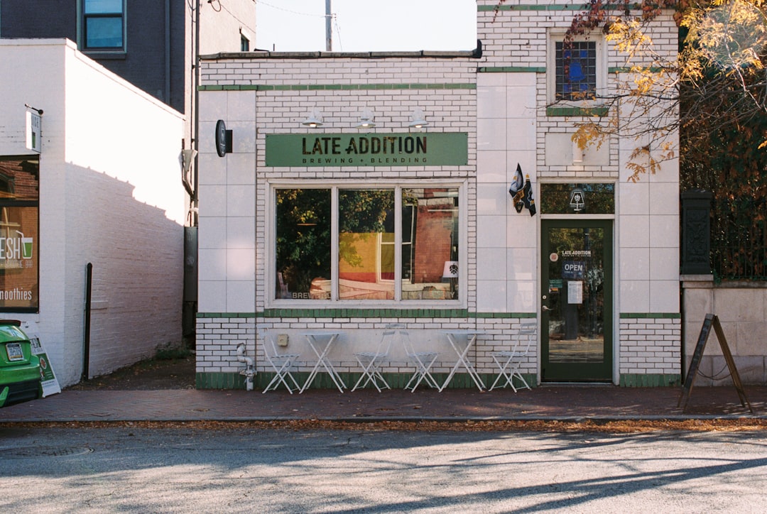 Shot by Nikon F3 with Kodak Portra 400